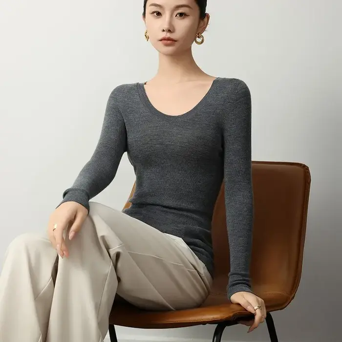 Fine-Spun 100% laine mérinos super fine à col rond pour femme