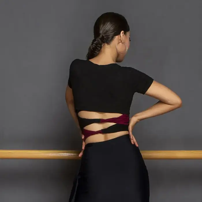 Hauts de danse latine noirs pour femmes