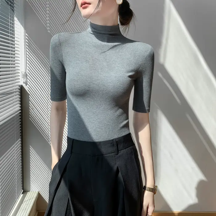 Pull Astronomique à Col Roulé et Manches Courtes pour Femme