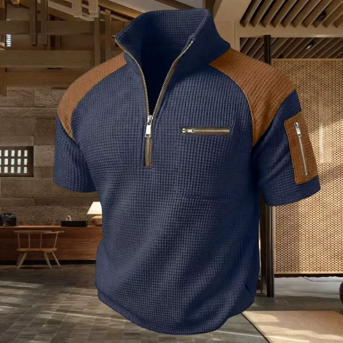 Polo pour homme avec fermetures éclair sur les bras et la poitrine pour un design coloré