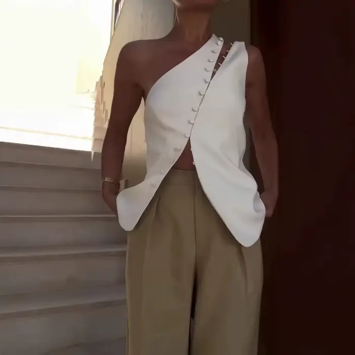 Haut asymétrique élégant à fermeture crochet et œillet, sexy, asymétrique à une épaule, dos nu, fend