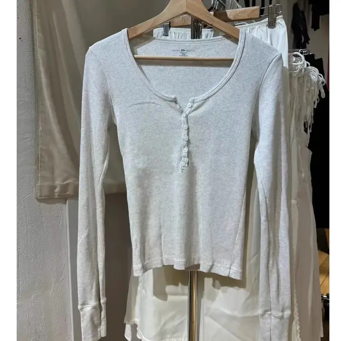 T-shirt manches longues col rond femme