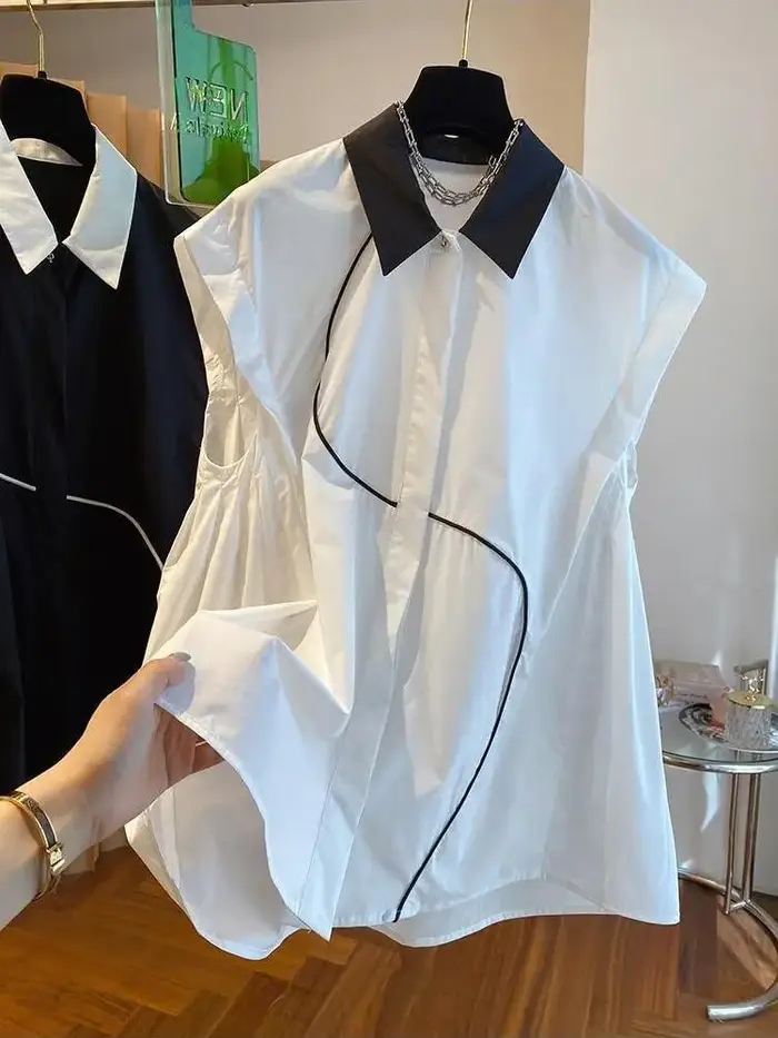 Chemise sans manches à coutures contrastées pour femmes