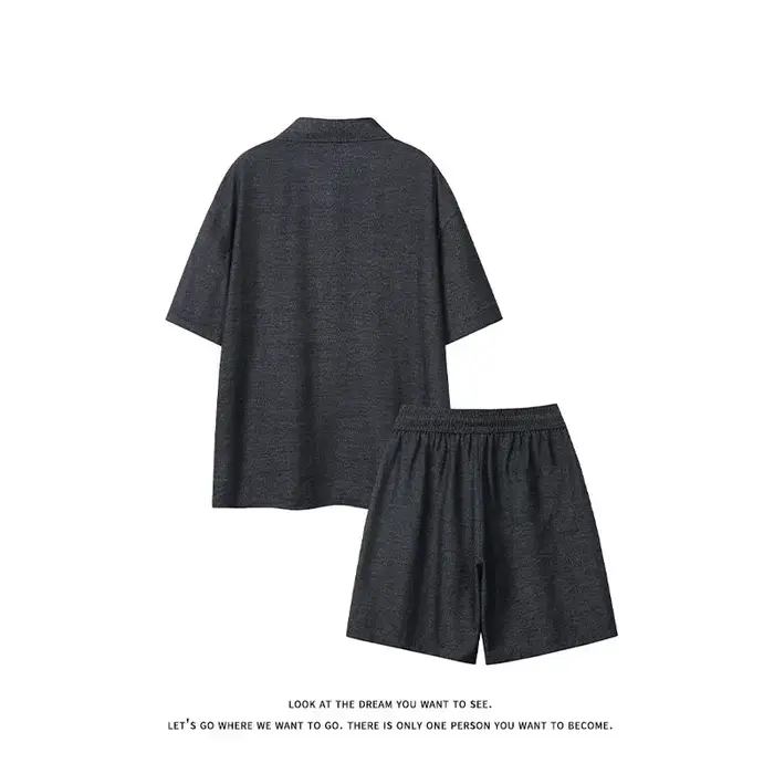 Ensemble chemise à manches courtes et short pour homme