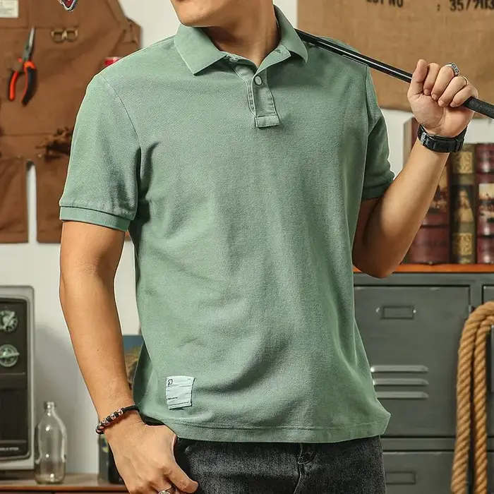 Vieille Polo délavée pour hommes