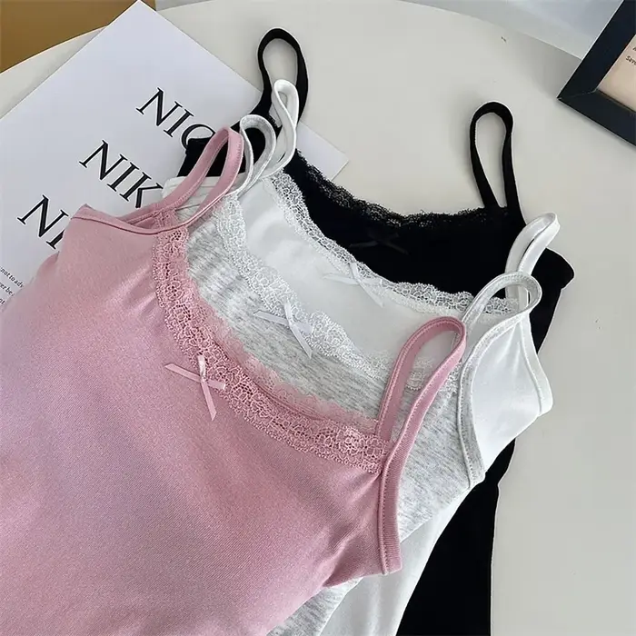 Camisole courte à bretelles en coton avec nœud simple