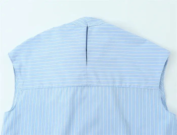 Chemisier Femme Printemps 2026 Nouveau Style Bleu Clair Rayé Sans Manches avec Nœud Décoratif Décontracté Tendance Personnalité