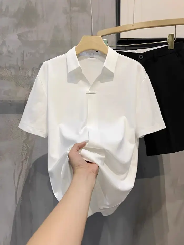 Chemise noire à manches courtes pour hommes