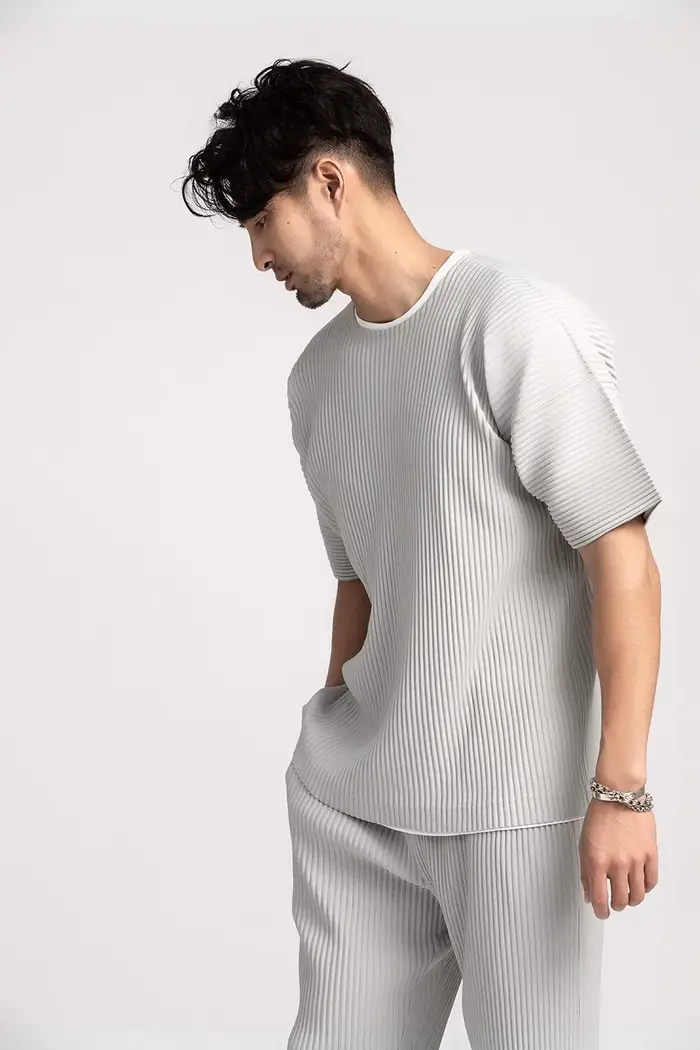 T-shirt à manches courtes et col rond pour homme, haut de sport, fin, respirant, solide, plissé, été