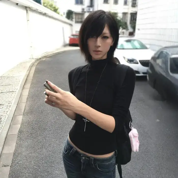 Tonngirls Y2k T-shirt japonais femmes à manches longues noir demi col roulé