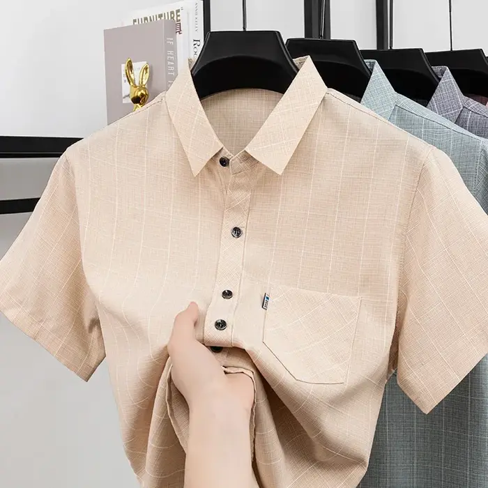 Chemises polo à motif écossais pour hommes