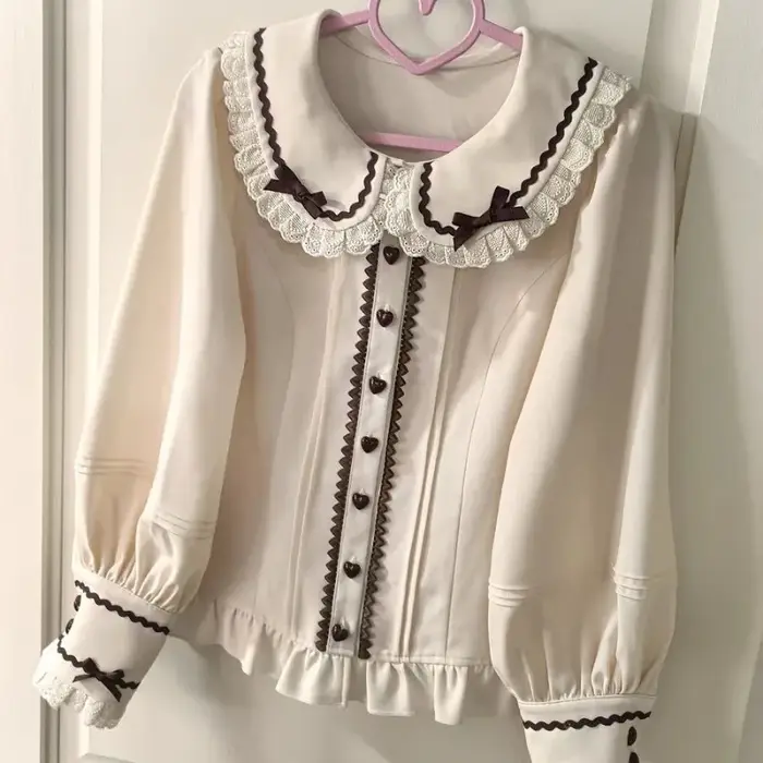 Chemisiers pour femmes de style Lolita