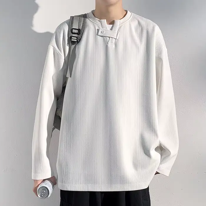 T-Shirt à manches longues et col en v pour hommes