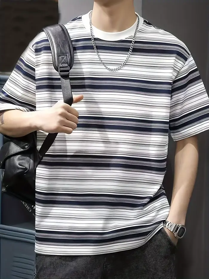 T-shirt imprimé rayé bleu et blanc pour hommes | Style de sport léger urbain
