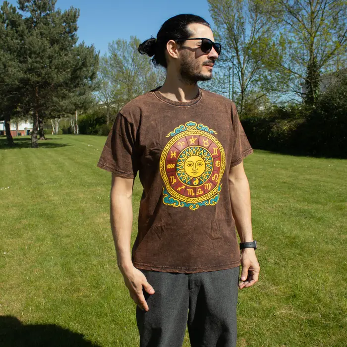 Nomad Sari Stonewashed Cotton T-Shirt - Sun & Zodiac - Brown - Small