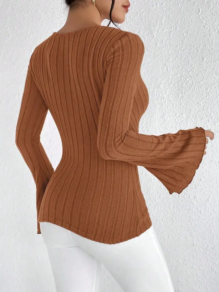 T-shirt rayé à manches longues et col en v pour femme