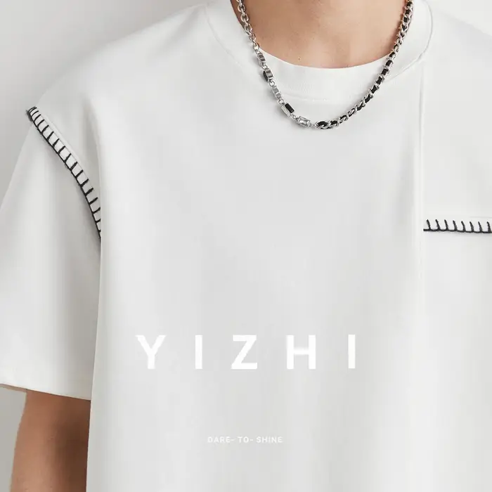 T-shirt Homme Tendance à Manches Courtes avec Détails de Couture