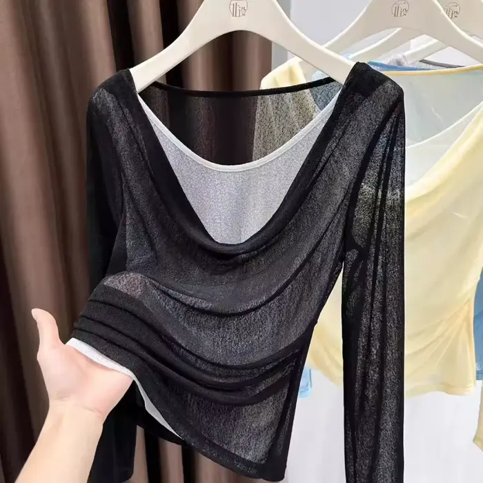 T-shirt à manches longues en tulle bleu clair pour femme, coupe décontractée, haut d'été avec un des