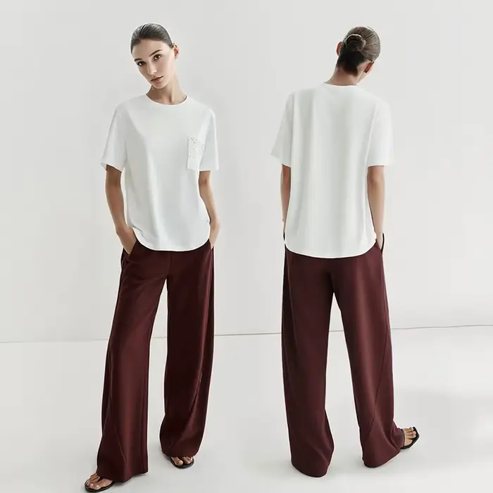 T-shirt Amii pour femme, nouvelle collection été 2026, col rond, en coton extensible, avec poche orn