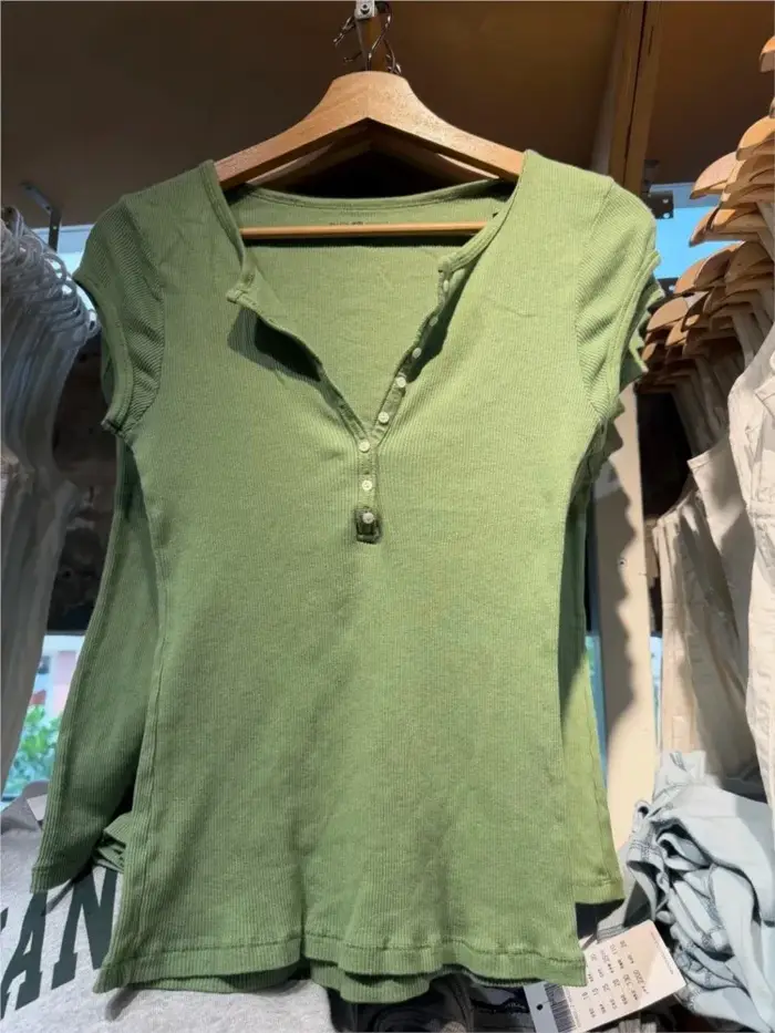 T-shirts slim Matcha Buttons pour femmes, été, décontracté, streetwear, côtelé, col rond, manches courtes, doux, simple, polyvalent, Y2K