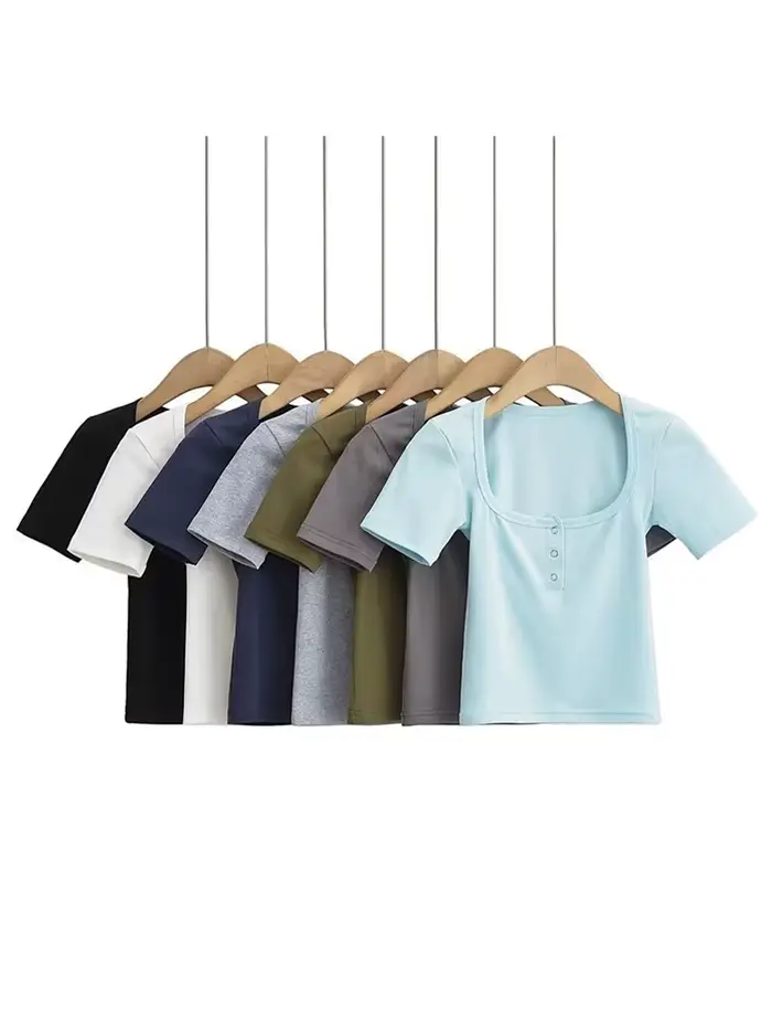 T-shirt court à manches courtes et boutons sur le devant pour femmes