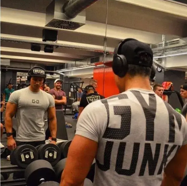 Mode homme t-shirt hommes hauts été Fitness musculation vêtements Muscle
