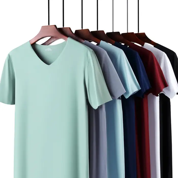 T-shirt Homme Col V en Soie Glacée