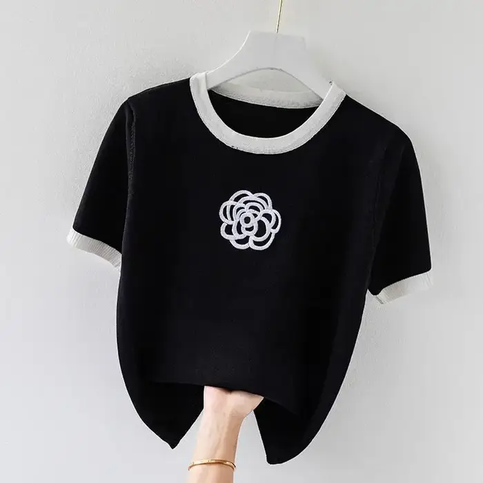 T-shirt tricoté pour femmes