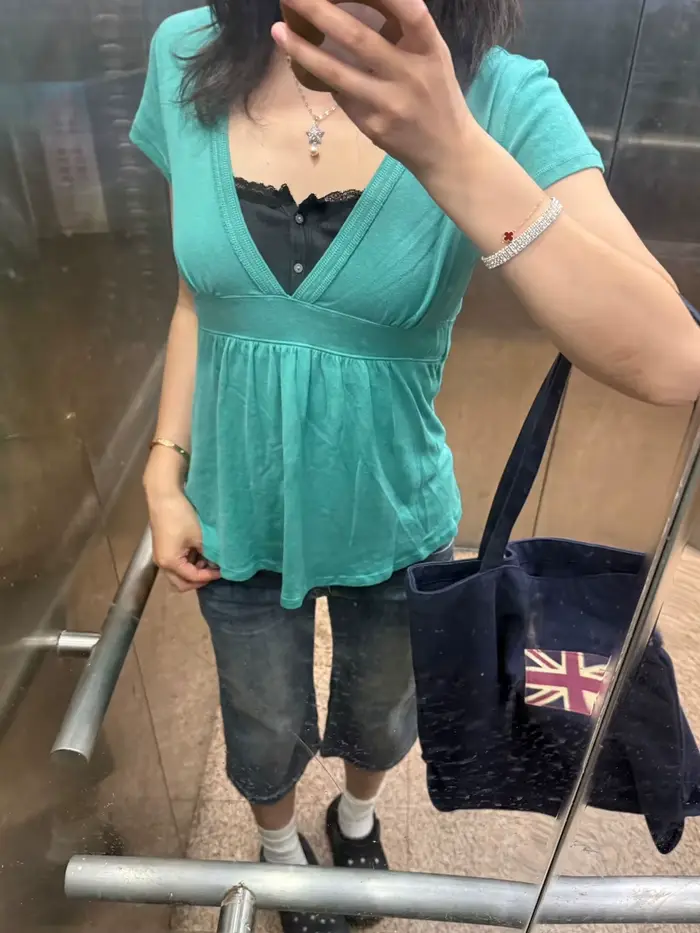 T-shirts vert à ourlet brut pour femme