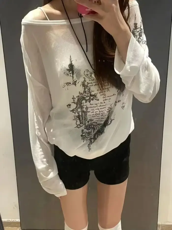 T-shirt graphique à manches longues pour femmes