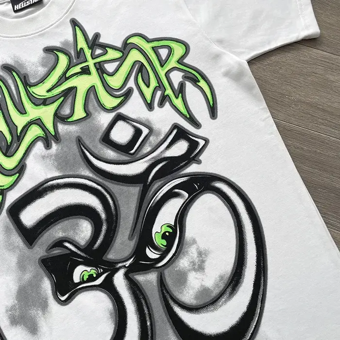 T-shirt à manches courtes avec imprimé graffiti Reach Your Inner Peace de HellStar Studios