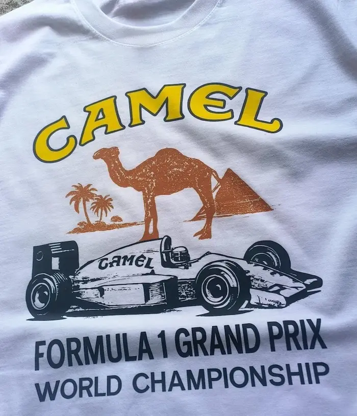T-shirt vintage course de chameaux années 90
