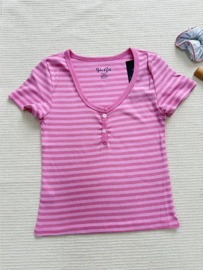 T-shirts à manches courtes col rond pour femmes