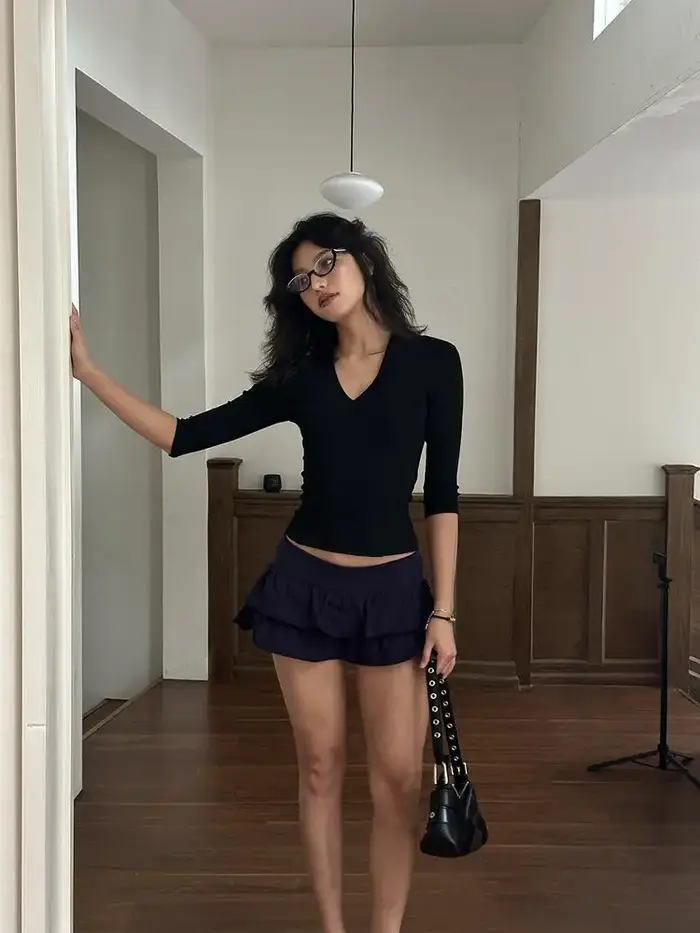 Yedinas col en v Streetwear noir T-shirt femmes vêtements demi manches mode coréenne mince été hauts