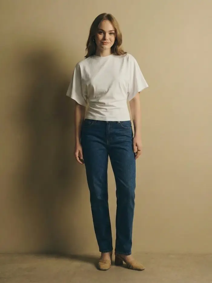 T-shirt court plissé à manches évasées pour femme