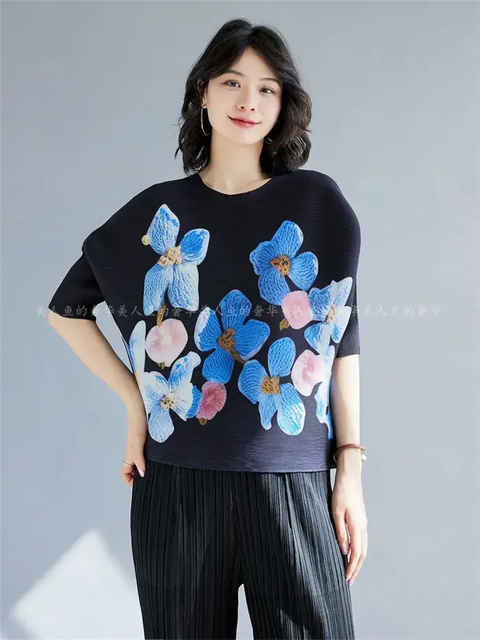 T-shirt imprimé à manches courtes pour femmes