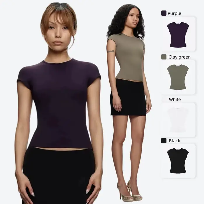 T-shirt à manches courtes de couleur violet tank