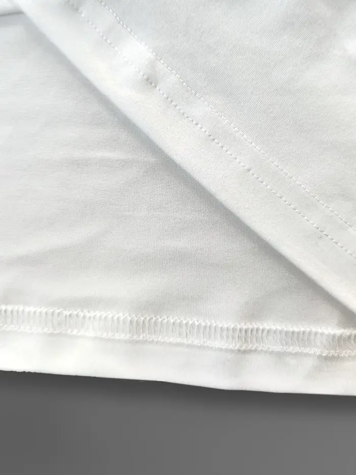 T-shirt à manches courtes pour femmes