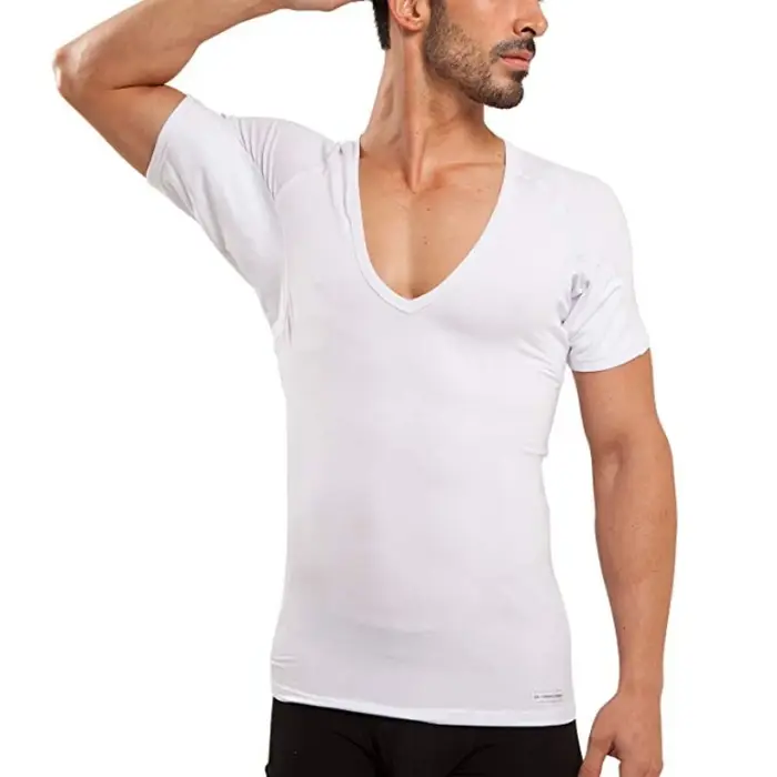 T-shirt à col en V profond pour hommes