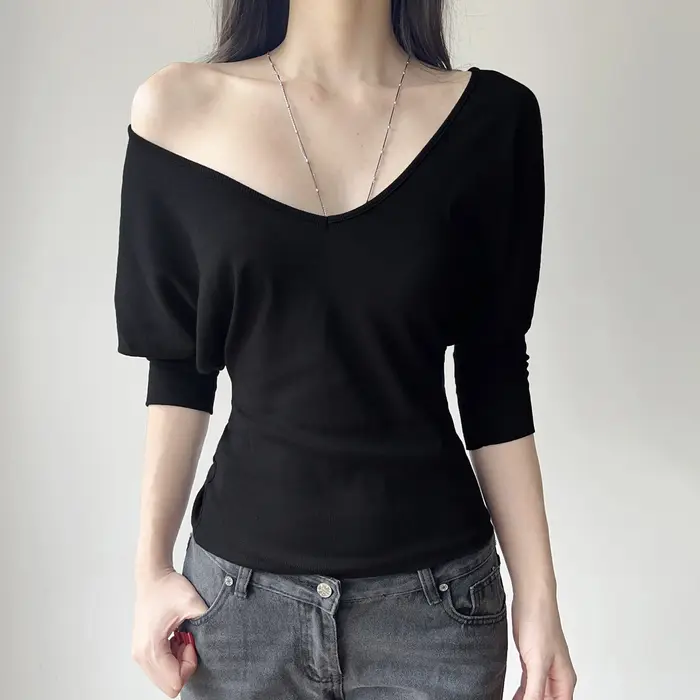 T-Shirt ajusté à épaules dénudées pour femmes