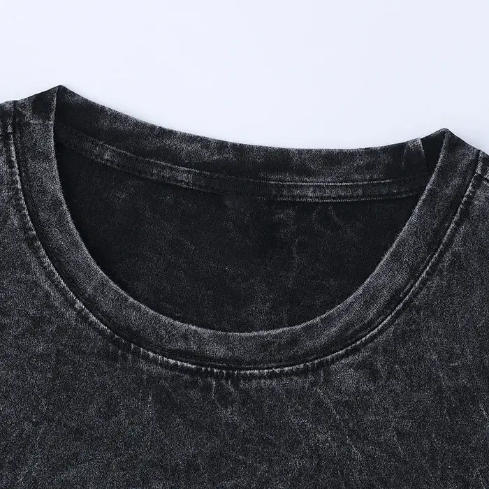 Débardeur vintage délavé pour homme avec motif épine gothique rouge