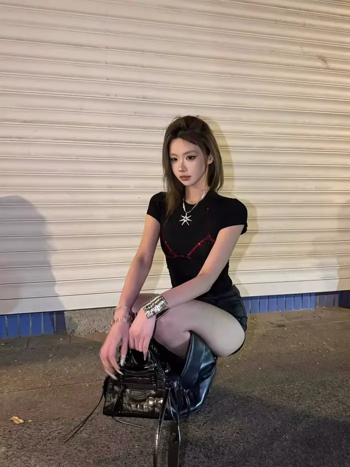 T-shirt court à manches courtes en pur coton pour femmes
