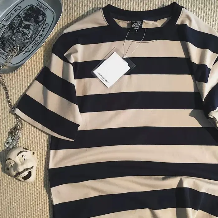 T-shirt rayé vintage tendance pour hommes