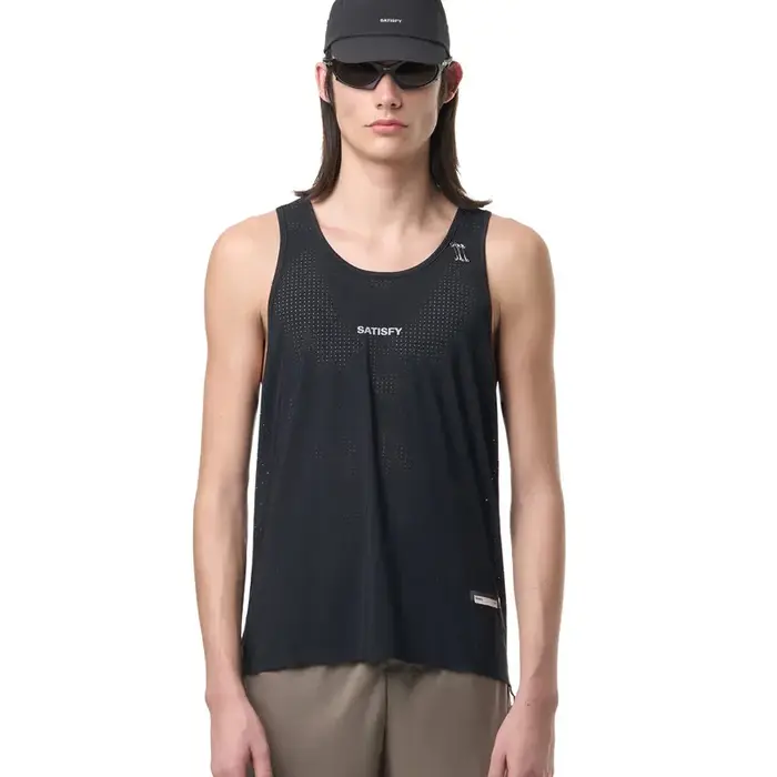 SATISFY Space Singlet, gilet de course sans manches, en maille respirante, avec impression de lettre