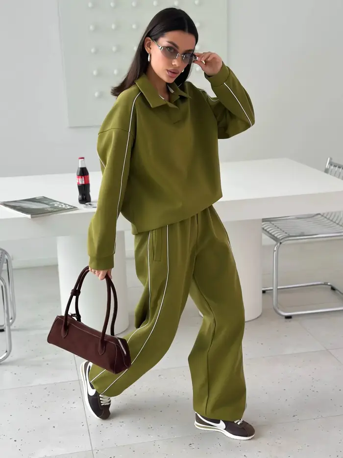 Ensemble de survêtement 2 pièces pour femme automne 2026 : haut polo à manches longues et pantalon large avec bande latérale – Tenue décontractée et sportive