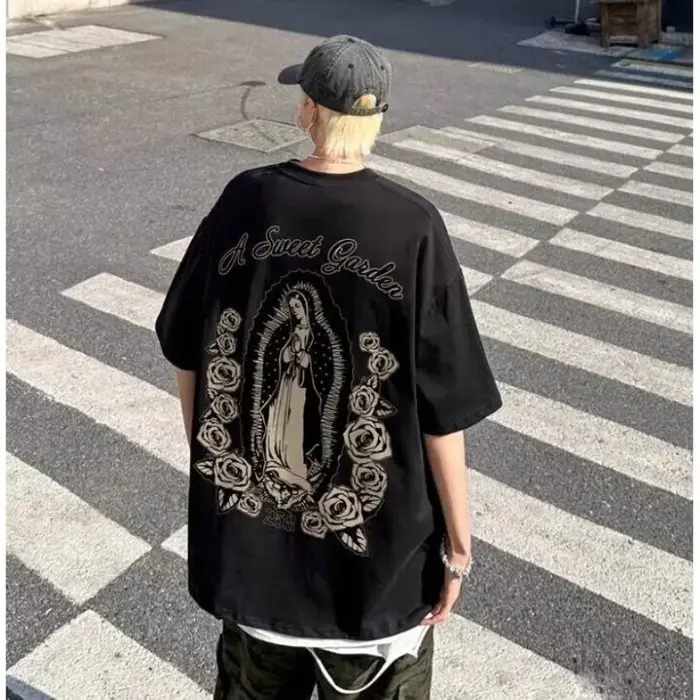 T-shirt ample surdimensionné pour hommes