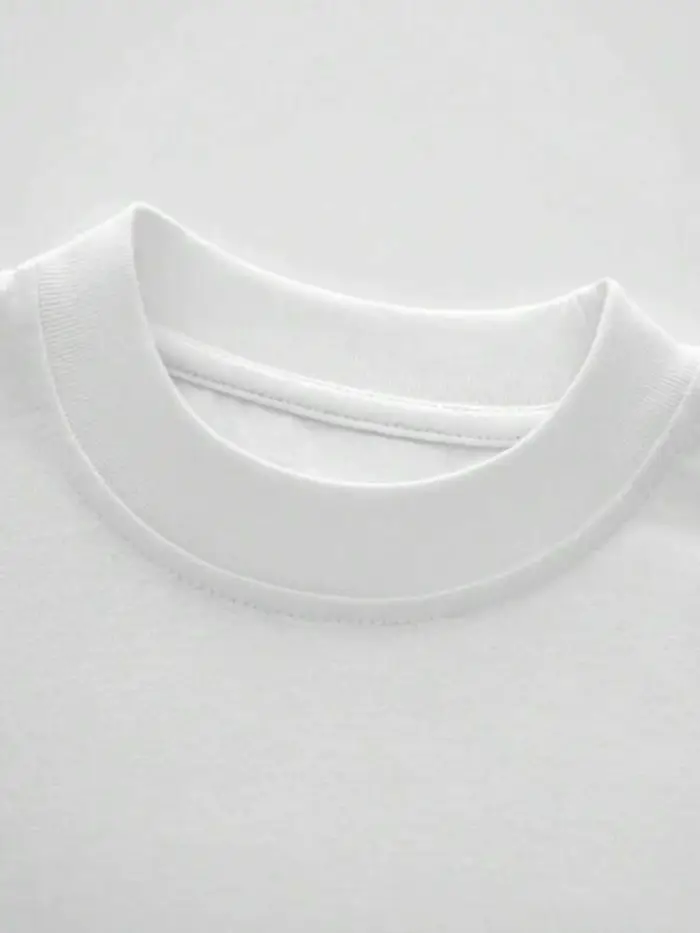 T-shirt pour homme 100% coton avec imprimés de style streetwear estival. Il convient