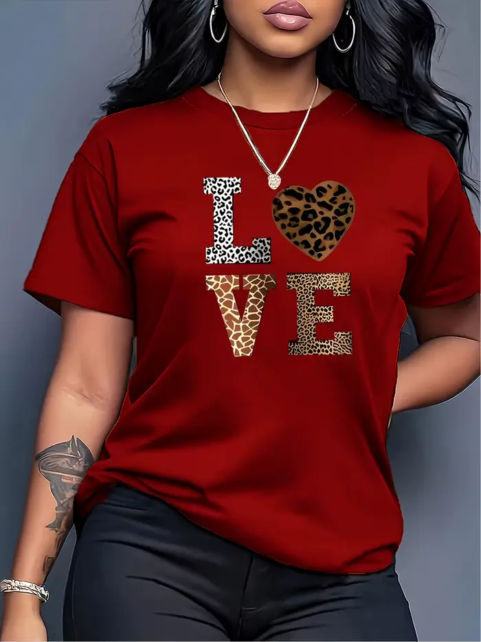 T-shirt décontracté à col rond et manches courtes, motif cœur léopard blanc « Love »