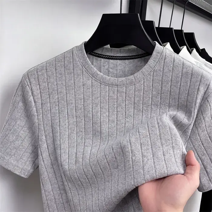 T-shirt à manches courtes en tricot côtelé pour hommes