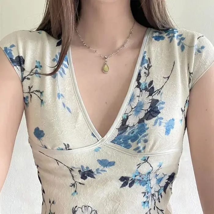 T-shirt à imprimé floral pour femme